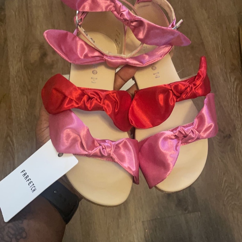 Florens size 33 brand new girl sandals, Italian made 💯‼️🚨authentic.